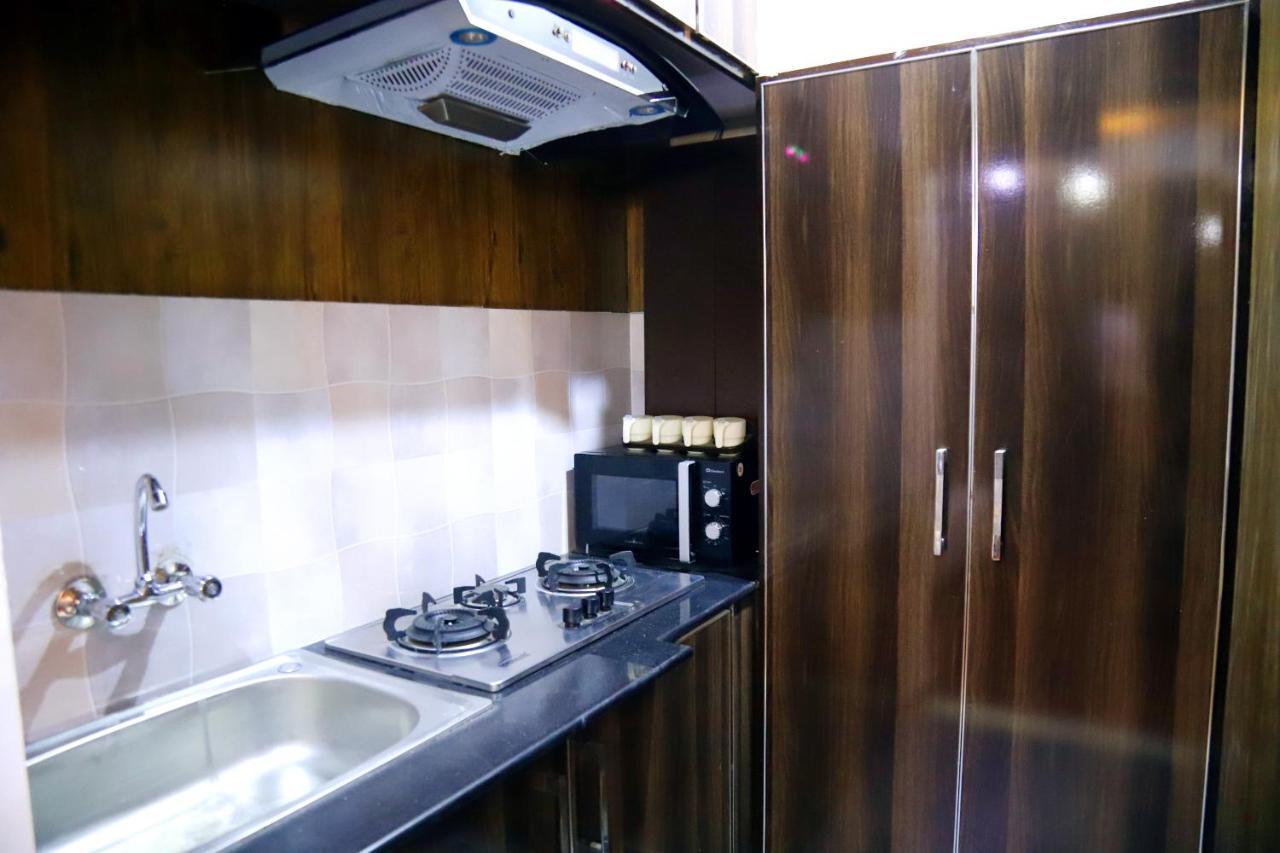 Adara Suites Lahore Exterior foto