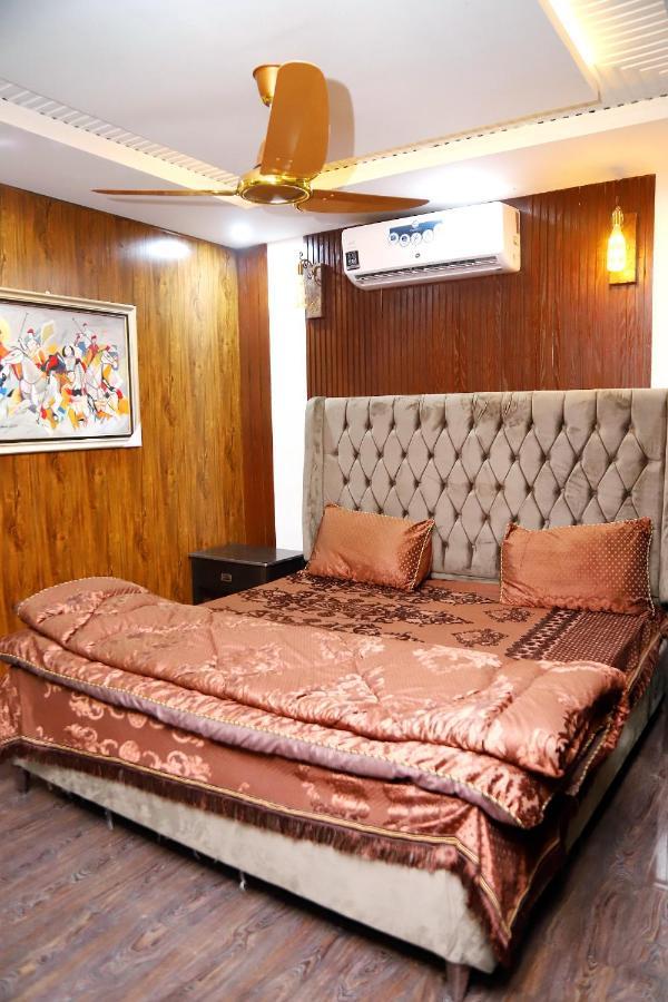 Adara Suites Lahore Exterior foto