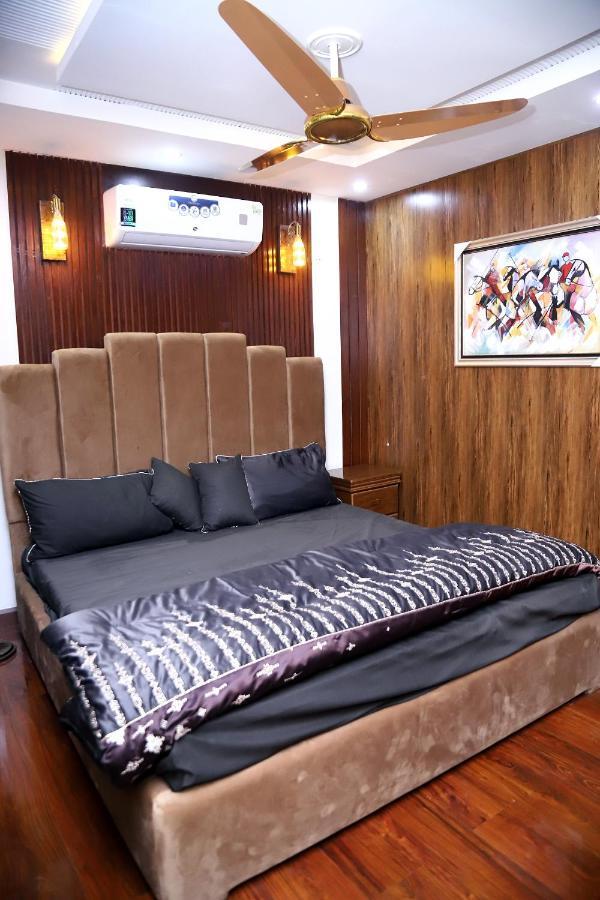 Adara Suites Lahore Exterior foto